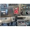 Image 20 : 2002 FORD F450 XL REGULAR CAB S/A SANDER TRUCK