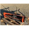 Image 3 : HUSQVARNA 42 IN. 1100 PULL BEHIND LAWN SWEEP