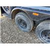 Image 11 : 1985 KEEN 16 FT. T/A LIVESTOCK TRAILER