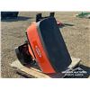Image 3 : SNOW-PRO FAST-CAST 2000 DRIVEWAY SANDER