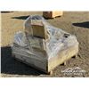 Image 2 : MISC JOHN DEERE WHEEL LOADER PARTS