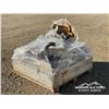 Image 4 : MISC JOHN DEERE WHEEL LOADER PARTS