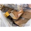 Image 7 : MISC JOHN DEERE WHEEL LOADER PARTS