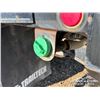 Image 37 : 2008 FORD F550 XLT FLATBED DUALLY PILOT TRUCK