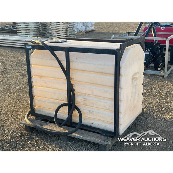 610 LITER POLY TANK W/FRAME & HOSE