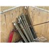 Image 5 : ASSORTED TRUCK & EQUIPMENT PARTS