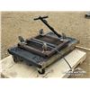 Image 3 : LINCOLN OIL CHANGE TUB & SHOP DOLLY