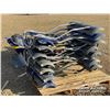 Image 1 : QTY OF SNOW SHOVELS