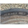 Image 6 : 11R24.5 TRUCK TIRE & PETERBILT MUD FLAP