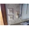 Image 24 : 1997 NEWMAR DUTCH STAR 32 FT. S/A MOTORHOME
