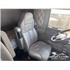 Image 28 : 2011 KENWORTH T800 TRI DRIVE SLEEPER TRUCK TRACTOR