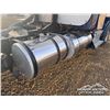 Image 59 : 2011 KENWORTH T800 TRI DRIVE SLEEPER TRUCK TRACTOR