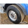 Image 66 : 2011 KENWORTH T800 TRI DRIVE SLEEPER TRUCK TRACTOR