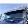 Image 67 : 2011 KENWORTH T800 TRI DRIVE SLEEPER TRUCK TRACTOR