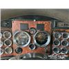 Image 12 : 2005 KENWORTH T800 TRI DRIVE SLEEPER TRUCK TRACTOR