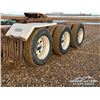 Image 44 : 2005 KENWORTH T800 TRI DRIVE SLEEPER TRUCK TRACTOR