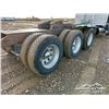 Image 53 : 2005 KENWORTH T800 TRI DRIVE SLEEPER TRUCK TRACTOR