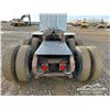 Image 62 : 2005 KENWORTH T800 TRI DRIVE SLEEPER TRUCK TRACTOR