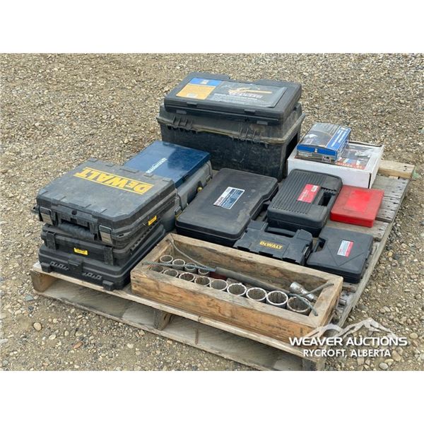 SPECIALTY TOOL KITS