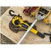 Image 10 : (5) SHOP JACKS W/CHAIN HOIST