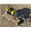 Image 4 : KARCHER BINFORD 1650 PRESSURE WASHER