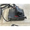 Image 5 : (5) ICOM TWO-WAY RADIOS