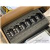 Image 10 : (11) MOTOROLA ASTRO XTS 3000 RADIOS