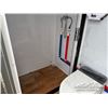 Image 7 : PORTABLE BATHROOM