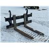 Image 2 : 48 IN. JOHN DEERE INDUSTRIAL PALLET FORKS