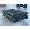 Image 1 : (16) 7 FT. MESH LIVESTOCK PANELS
