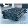 Image 4 : (16) 7 FT. MESH LIVESTOCK PANELS