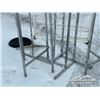 Image 6 : CLOTHING RACKS