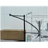 Image 9 : CLOTHING RACKS