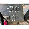 Image 12 : CAT TH83 4X4 TELEHANDLER
