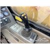 Image 14 : CAT TH83 4X4 TELEHANDLER
