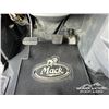 Image 13 : 2012 MACK CXU613 T/A SLEEPER TRUCK TRACTOR