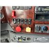 Image 16 : 2012 MACK CXU613 T/A SLEEPER TRUCK TRACTOR
