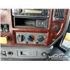 Image 17 : 2012 MACK CXU613 T/A SLEEPER TRUCK TRACTOR