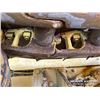 Image 31 : 1985 CAT 572 LGP CRAWLER PIPELAYER
