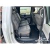Image 36 : 2021 FORD F350 XLT CREW CAB FLATBED TRUCK