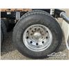 Image 48 : 2022 PETERBILT 389 T/A SLEEPER TRUCK TRACTOR