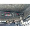 Image 13 : 2000 JOHN DEERE 260 2-SPEED SKID STEER LOADER