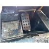 Image 17 : 2000 JOHN DEERE 260 2-SPEED SKID STEER LOADER