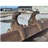 Image 6 : 300 350 EXCAVATOR V BUCKET
