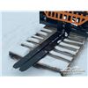 Image 8 : LANDHONOR 48 IN. SKID STEER HYD. PALLET FORKS