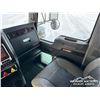 Image 11 : 2019 KENWORTH T800 TRI/A SLEEPER DUMP TRUCK
