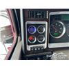 Image 17 : 2019 KENWORTH T800 TRI/A SLEEPER DUMP TRUCK