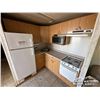 Image 7 : 2006 ARCTIC 10X30 FT. TRI/A WELLSITE TRAILER