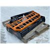 Image 4 : 2025 LANDHONOR 48 IN. SKID STEER PALLET FORKS