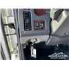 Image 17 : 2012 FREIGHTLINER M2 106 4X4 S/A FLATBED TRUCK